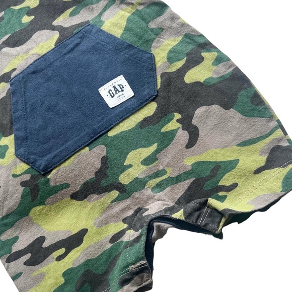 Baby Gap romper 6-12 months - Picture 3 of 5